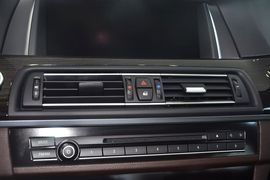 2014款宝马530Li豪华设计套装