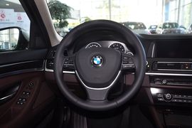2014款宝马530Li豪华设计套装