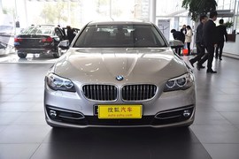 2014款宝马530Li豪华设计套装