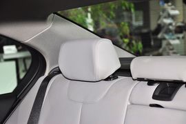 2013款华晨宝马316i运动设计套装