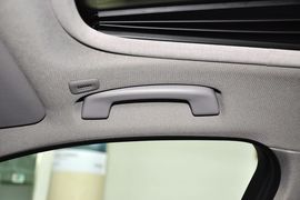 2013款华晨宝马316i运动设计套装