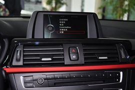 2013款华晨宝马316i运动设计套装