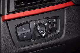 2013款华晨宝马316i运动设计套装