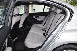 2013款华晨宝马316i运动设计套装