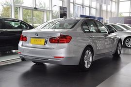 2013款华晨宝马316i运动设计套装