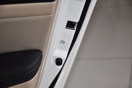 2012款菲亚特菲翔1.4T自动悦享版