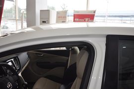 2012款菲亚特菲翔1.4T自动悦享版