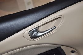 2012款菲亚特菲翔1.4T自动悦享版