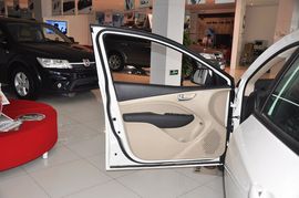 2012款菲亚特菲翔1.4T自动悦享版