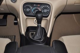 2012款菲亚特菲翔1.4T自动悦享版