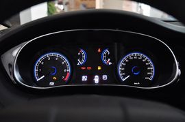 2012款菲亚特菲翔1.4T自动悦享版