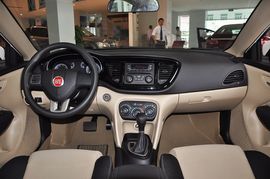 2012款菲亚特菲翔1.4T自动悦享版