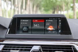 2018款宝马528Li