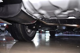 2013款丰田锐志2.5V尚锐版