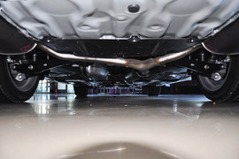 2013款丰田锐志2.5V尚锐版