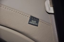 2013款丰田锐志2.5V尚锐版