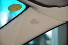 2013款丰田锐志2.5V尚锐版