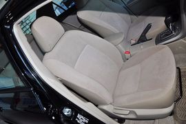2013款丰田卡罗拉1.6L