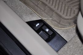 2013款丰田卡罗拉1.6L