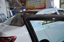2013款丰田卡罗拉1.6L