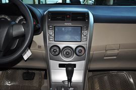 2013款丰田卡罗拉1.6L