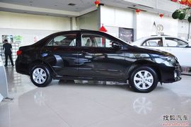 2013款丰田卡罗拉1.6L