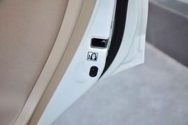 2013款丰田RAV4