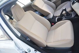 2013款丰田RAV4
