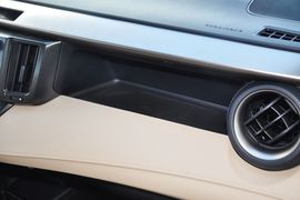 2013款丰田RAV4