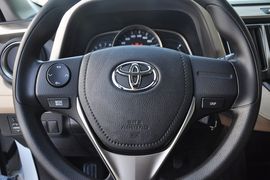2013款丰田RAV4
