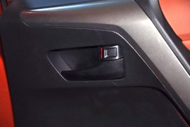 2013款丰田RAV4