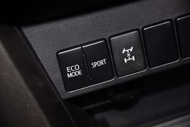2013款丰田RAV4