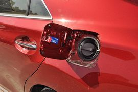 2013款丰田锐志3.0V尊锐导航版