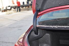 2013款丰田锐志3.0V尊锐导航版