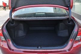 2013款丰田锐志3.0V尊锐导航版