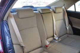 2013款丰田锐志3.0V尊锐导航版