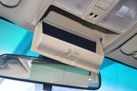 2013款丰田锐志3.0V尊锐导航版