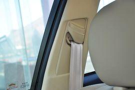 2013款丰田锐志3.0V尊锐导航版