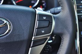 2013款丰田锐志3.0V尊锐导航版