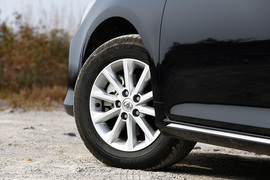 安静舒适/越堵越省油！体验凯美瑞·尊瑞