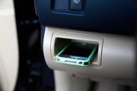 安静舒适/越堵越省油！体验凯美瑞·尊瑞