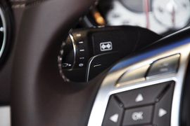 2013款奔驰SL350时尚型