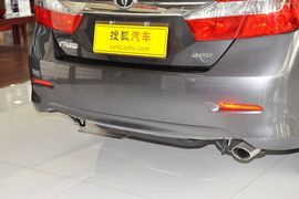 2013款丰田凯美瑞2.0G舒适版