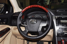 2013款丰田凯美瑞2.0G舒适版