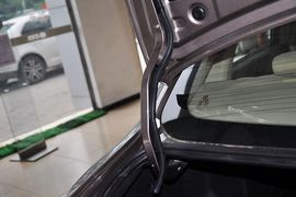 2013款北京汽车E150三厢版手动乐尚型