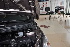 2013款北京汽车E150三厢版手动乐尚型