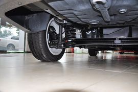 2013款北京汽车E150三厢版手动乐尚型