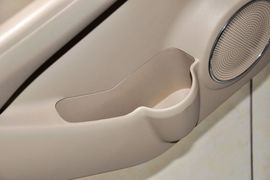 2013款北京汽车E150三厢版手动乐尚型