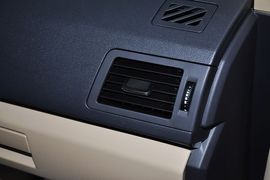 2013款北京汽车E150三厢版手动乐尚型