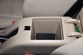 2013款北京汽车E150三厢版手动乐尚型